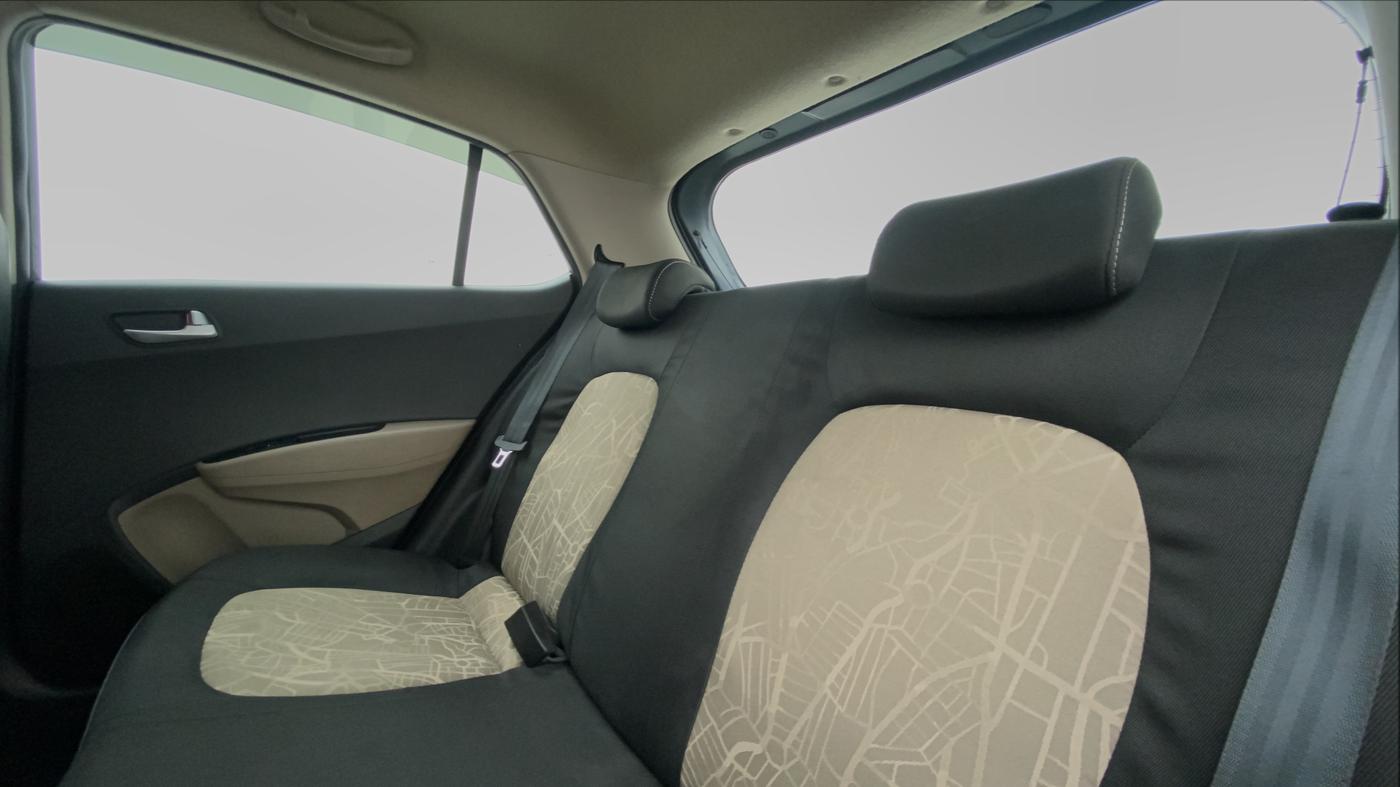 2016 Hyundai Grand i10 ASTA 1.2 KAPPA VTVT, Petrol, Manual, 18,269 km, Right Side Rear Door Cabin