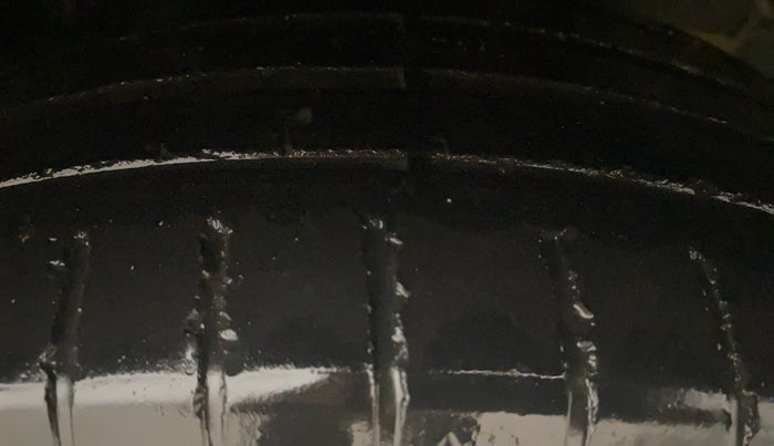 2023 Maruti Baleno ALPHA 1.2 AGS, Petrol, Automatic, 77,751 km, Right Front Tyre Tread