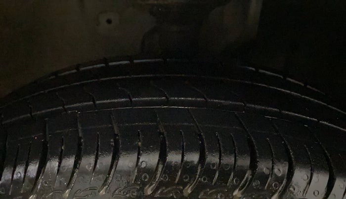 2023 Maruti New Wagon-R VXI 1.0, Petrol, Manual, 4,372 km, Right Front Tyre Tread
