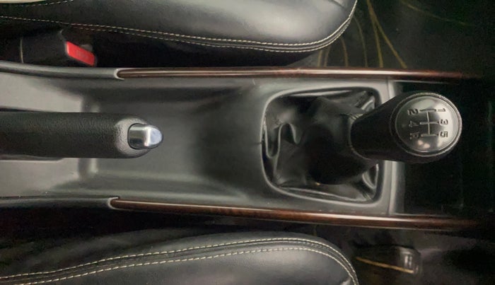 2018 Maruti Baleno ALPHA PETROL 1.2, Petrol, Manual, 77,435 km, Gear Lever