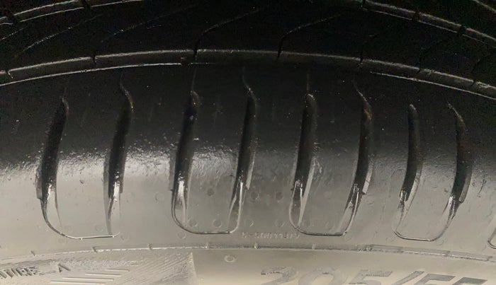 2018 Maruti Baleno ALPHA PETROL 1.2, Petrol, Manual, 77,435 km, Right Rear Tyre Tread