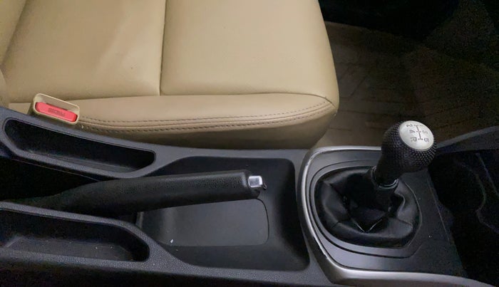 2019 Honda City 1.5L I-VTEC V MT, Petrol, Manual, 50,886 km, Gear Lever