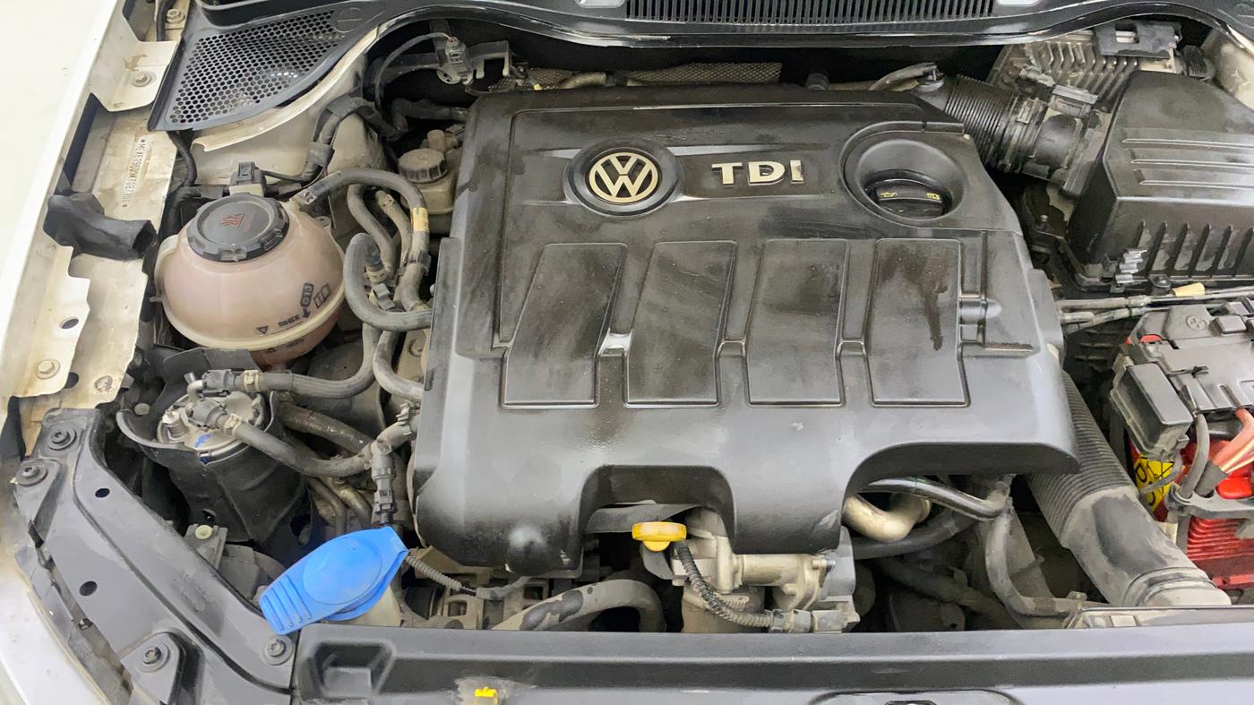 2019 Volkswagen Ameo HIGHLINE PLUS 1.5L AT 16 ALLOY, Diesel, Automatic, 1,01,031 km, Engine View - Right