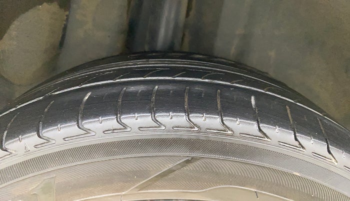 2019 Volkswagen Ameo HIGHLINE PLUS 1.5L AT 16 ALLOY, Diesel, Automatic, 99,697 km, Right Rear Tyre Tread