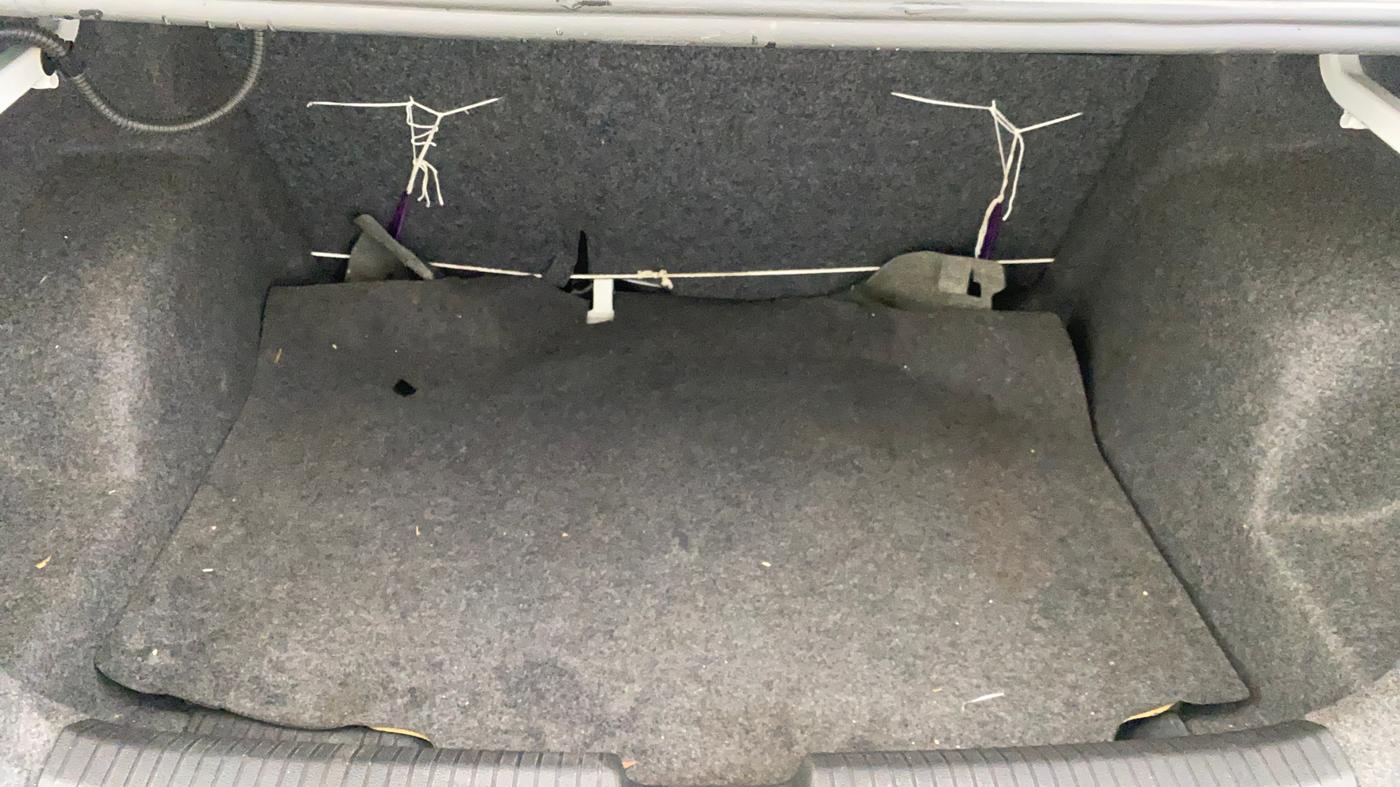 2019 Volkswagen Ameo HIGHLINE PLUS 1.5L AT 16 ALLOY, Diesel, Automatic, 1,01,031 km, Boot Inside