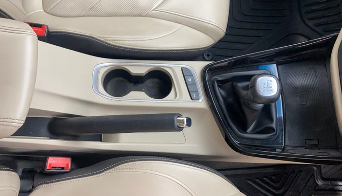 2021 MG HECTOR SHARP 2.0 DIESEL, Diesel, Manual, 73,557 km, Gear Lever