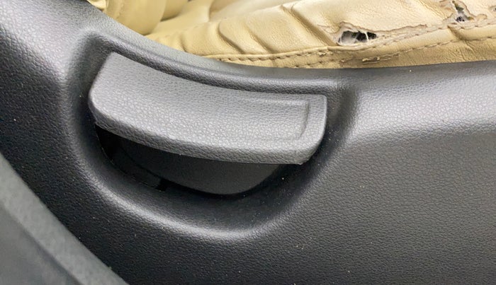 2018 Hyundai Verna 1.4 E PETROL, Petrol, Manual, 87,409 km, Driver Side Adjustment Panel