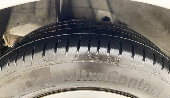 2018 Hyundai Verna 1.4 E PETROL, Petrol, Manual, 87,409 km, Right Rear Tyre Tread