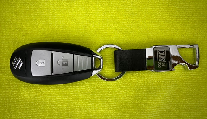 2022 Maruti S Cross ZETA SHVS PETROL, Petrol, Manual, 14,297 km, Key Close Up