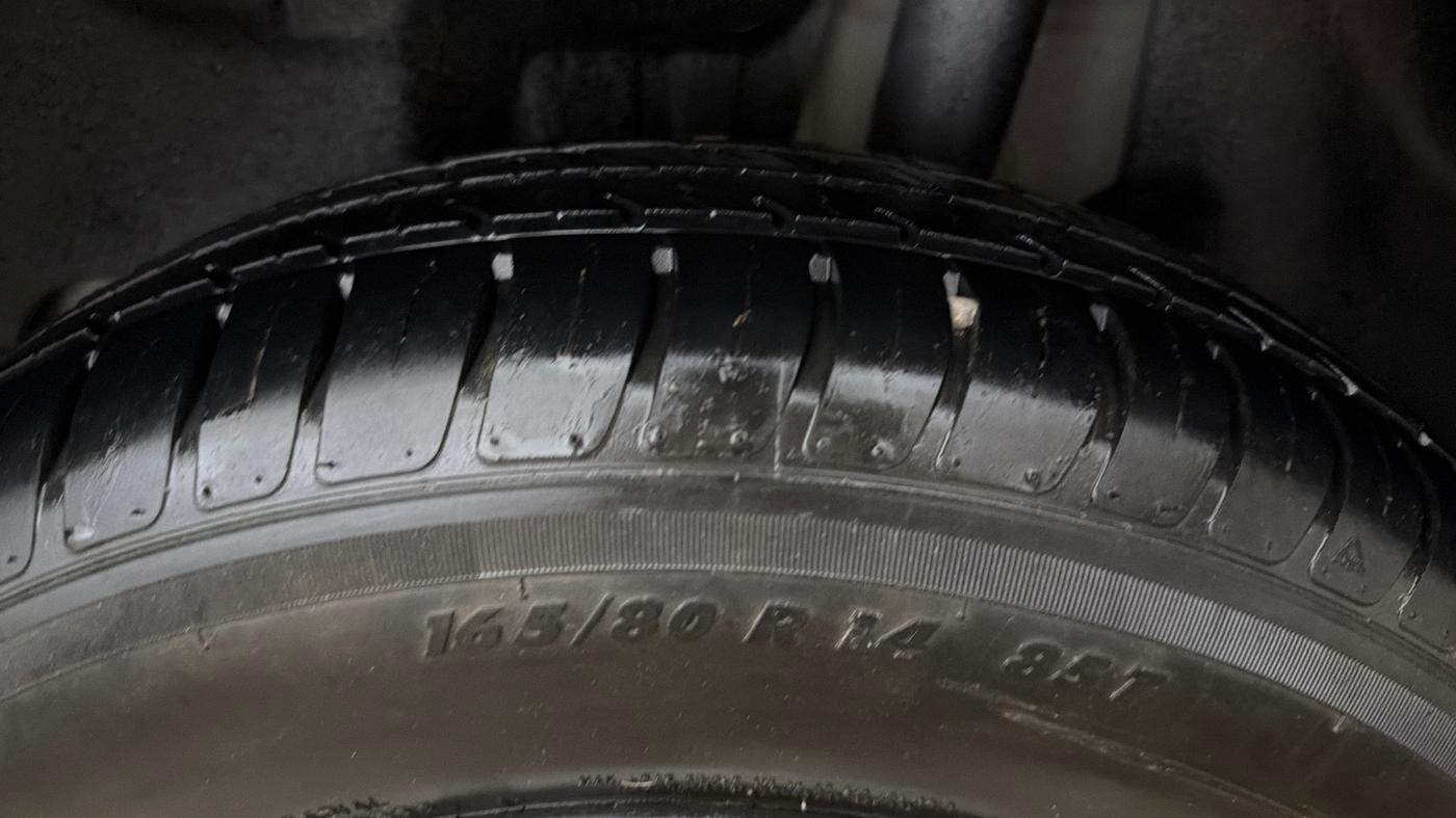 2024 Maruti Swift VXI, Petrol, Manual, 23,779 km, Left Rear Tyre Tread