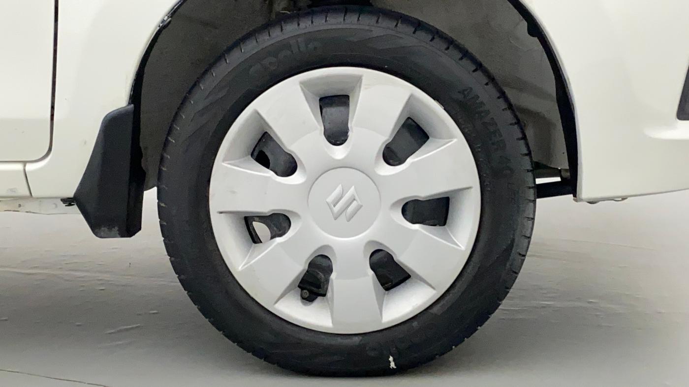 2017 Maruti Alto K10 VXI P, Petrol, Manual, 68,082 km, Right Front Wheel