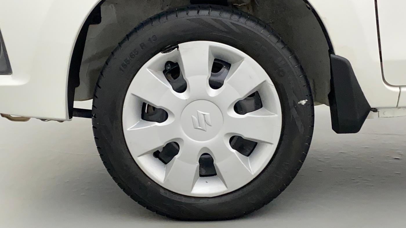 2017 Maruti Alto K10 VXI P, Petrol, Manual, 68,082 km, Left Front Wheel