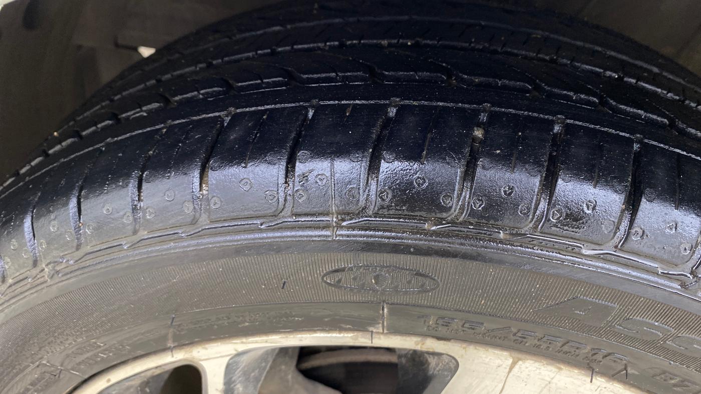 2019 Maruti Baleno ZETA PETROL 1.2, Petrol, Manual, 46,144 km, Left Front Tyre Tread