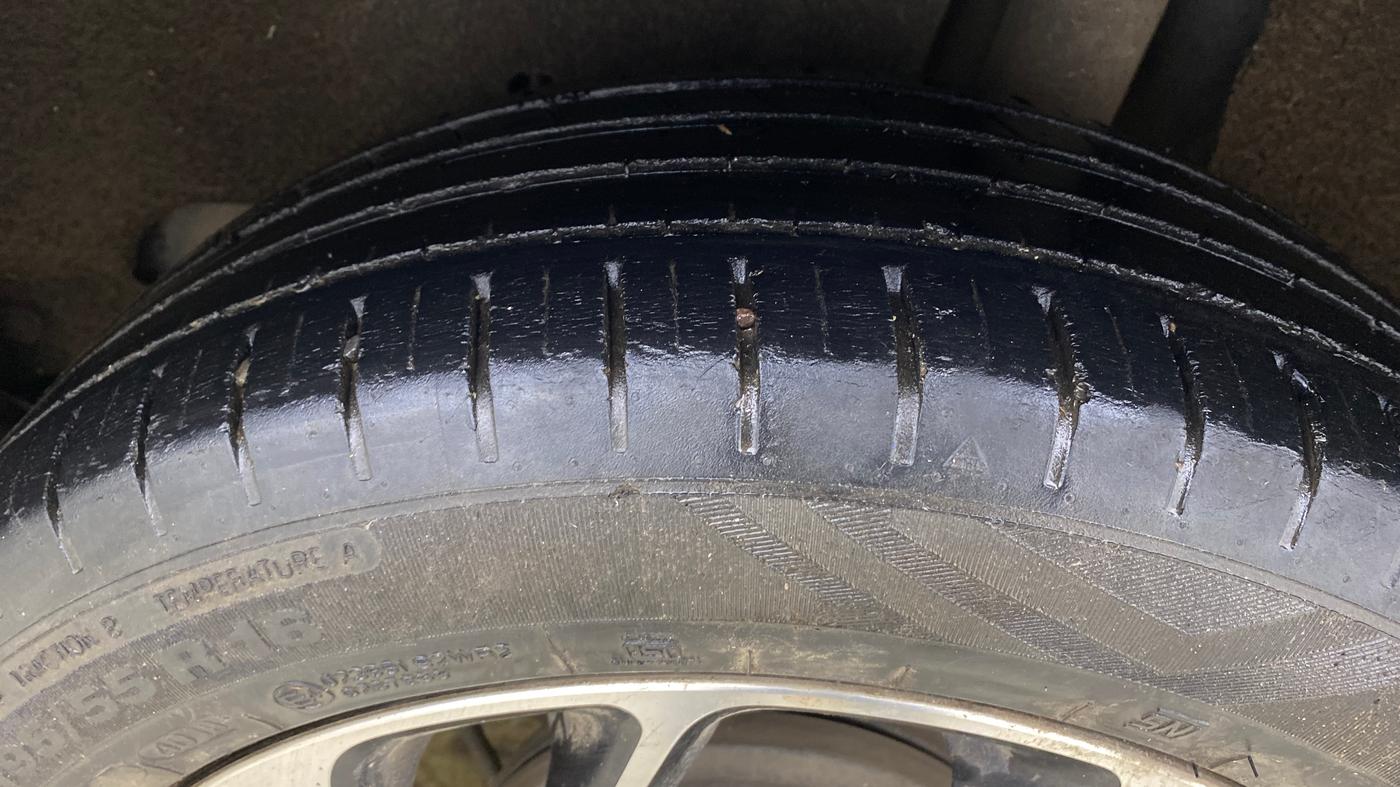 2019 Maruti Baleno ZETA PETROL 1.2, Petrol, Manual, 46,144 km, Left Rear Tyre Tread