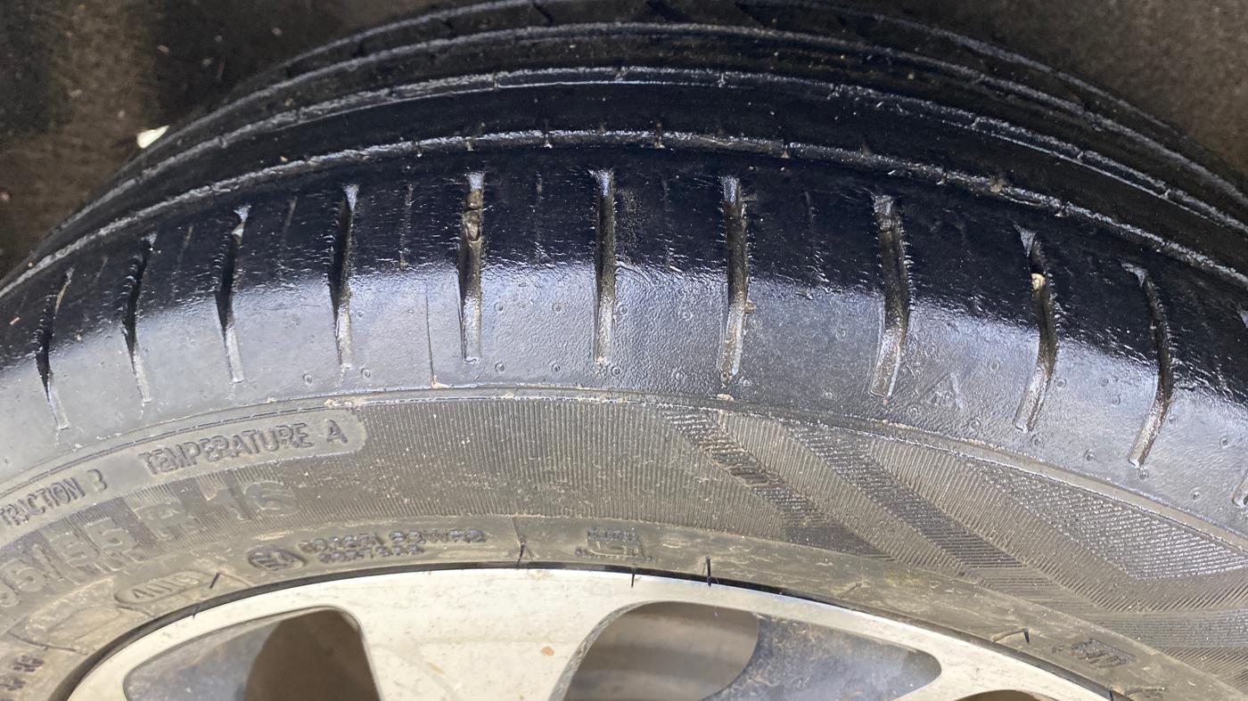 2019 Maruti Baleno ZETA PETROL 1.2, Petrol, Manual, 46,144 km, Right Rear Tyre Tread