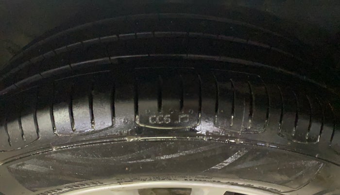 2015 Volkswagen Polo HIGHLINE1.2L, Petrol, Manual, 51,135 km, Left Rear Tyre Tread