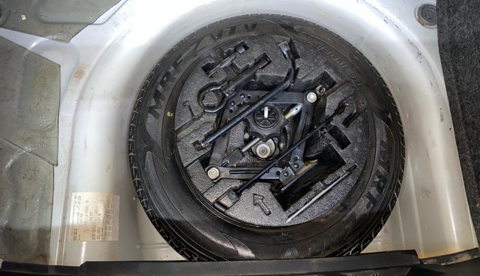 2015 Volkswagen Polo HIGHLINE1.2L, Petrol, Manual, 51,135 km, Spare Tyre