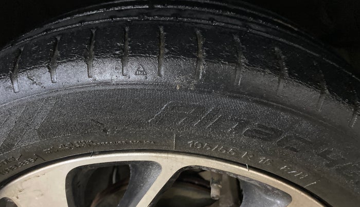 2019 Toyota Glanza G ISG, Petrol, Manual, 44,879 km, Right Front Tyre Tread