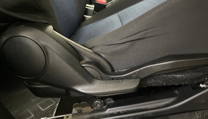 2019 Toyota Glanza G ISG, Petrol, Manual, 44,879 km, Driver Side Adjustment Panel