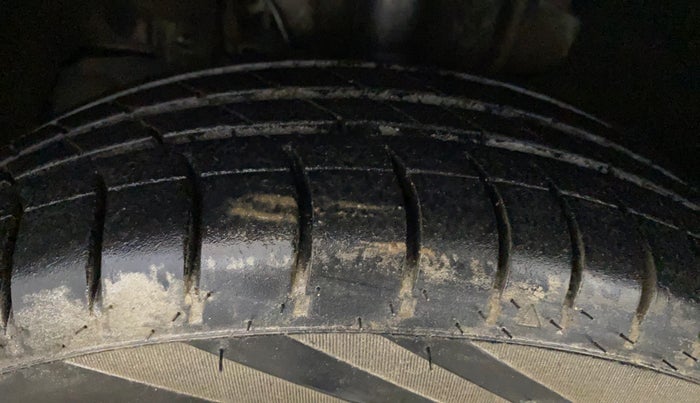2019 Tata Tiago XT PETROL, CNG, Manual, 71,809 km, Left Front Tyre Tread