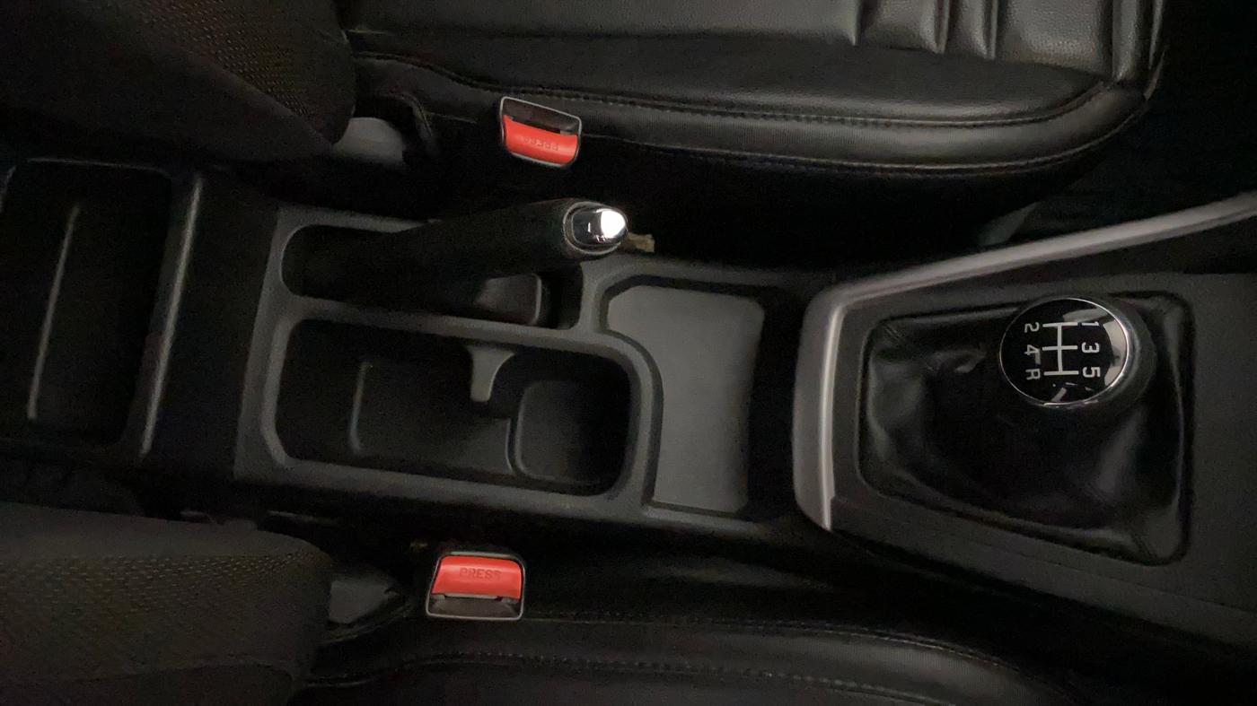 2025 Maruti BREZZA ZXI SMART HYBRID , Petrol, Manual, 12,959 km, Gear Lever