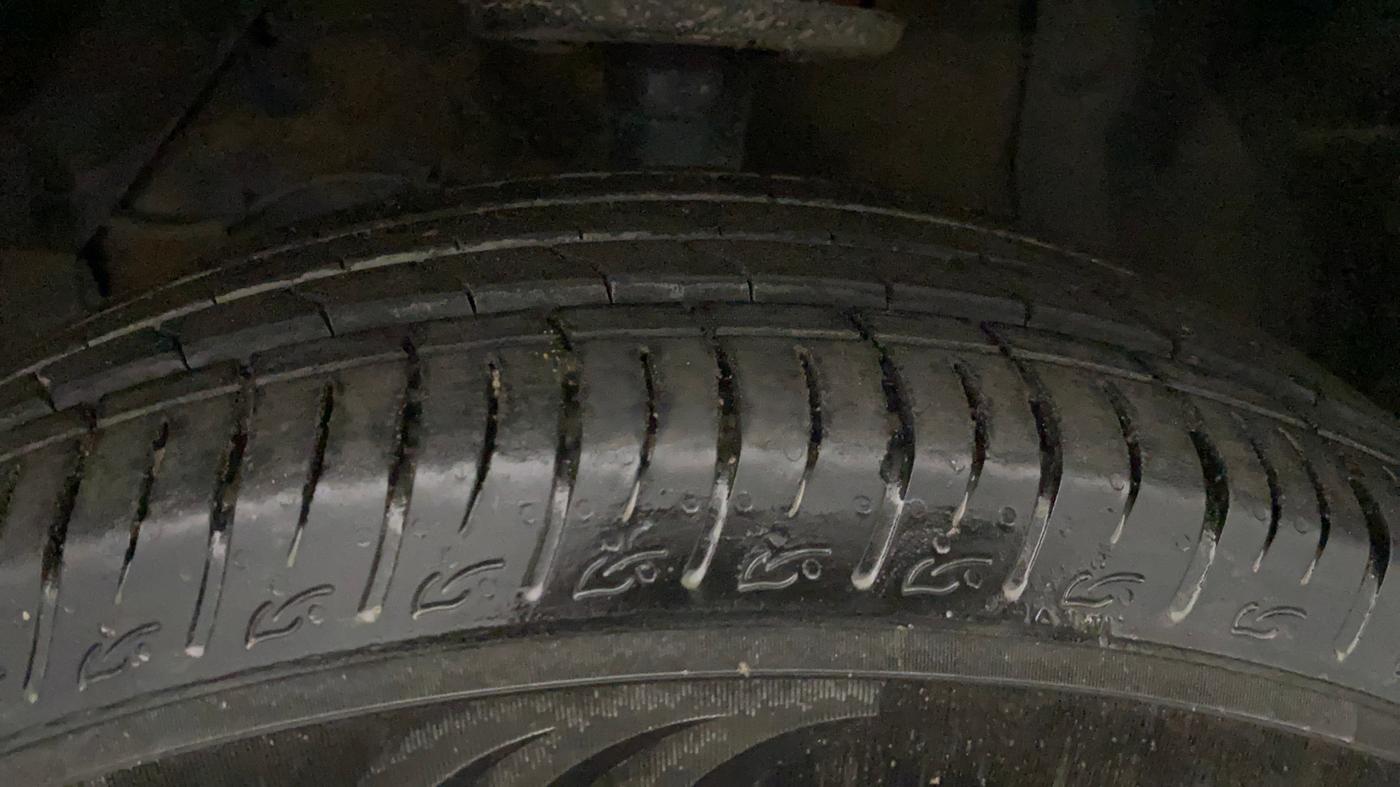 2025 Maruti BREZZA ZXI SMART HYBRID , Petrol, Manual, 12,959 km, Left Front Tyre Tread