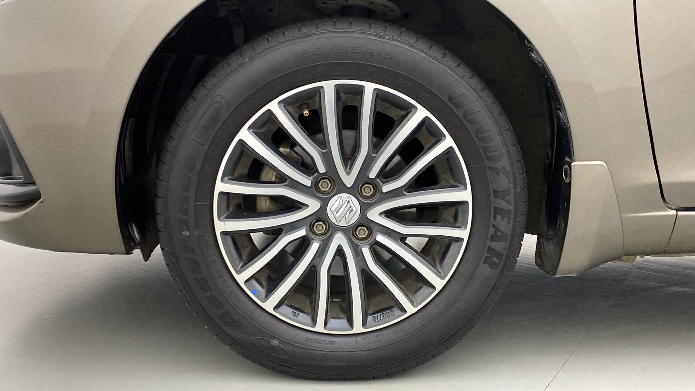 2018 Maruti Ciaz 1.5 SIGMA SHVS, Petrol, Manual, 26,968 km, Left Front Wheel
