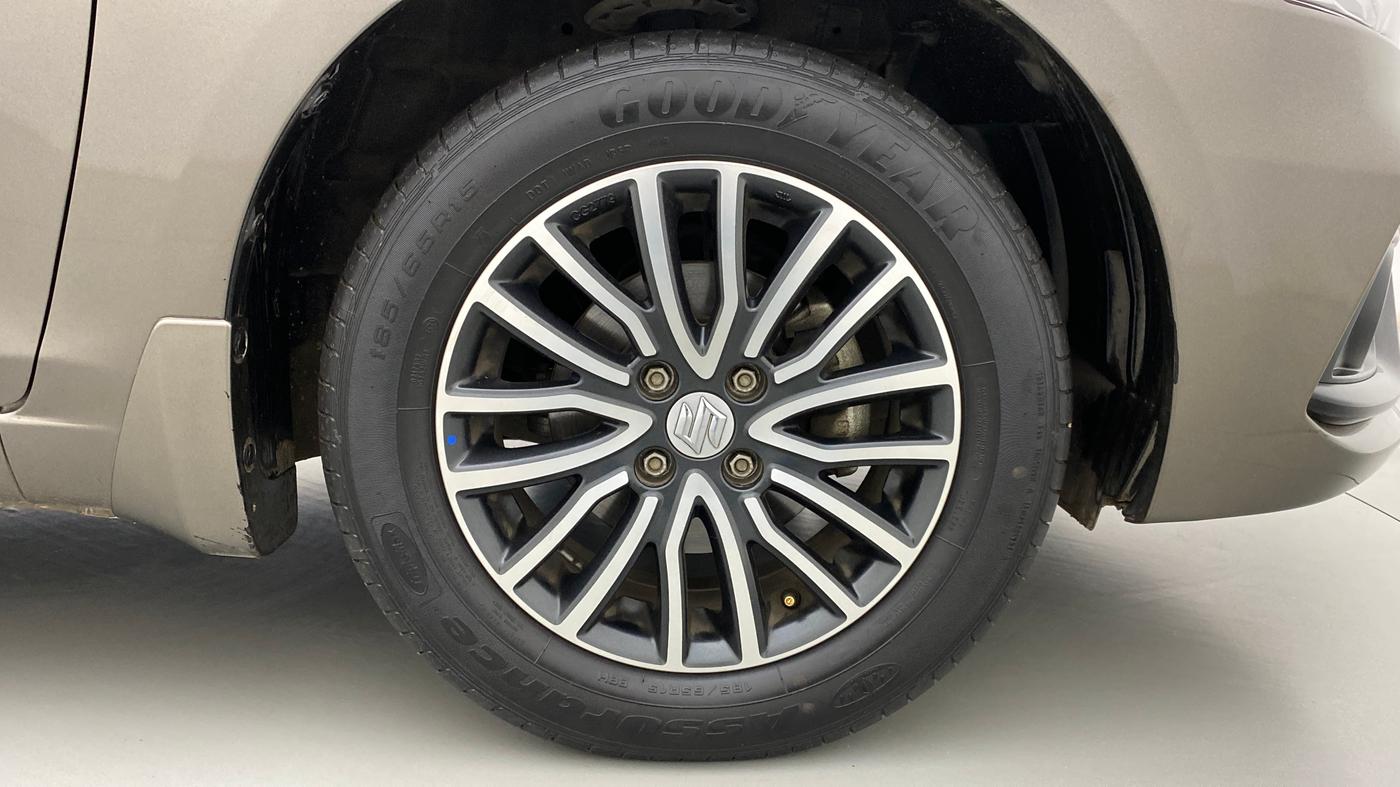 2018 Maruti Ciaz 1.5 SIGMA SHVS, Petrol, Manual, 26,968 km, Right Front Wheel