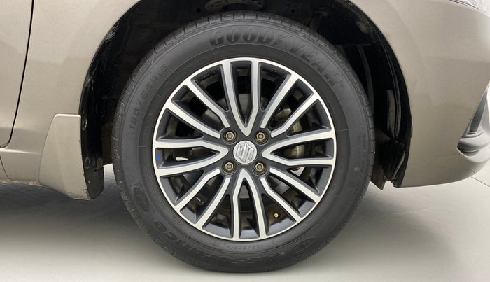 2018 Maruti Ciaz 1.5 SIGMA SHVS, Petrol, Manual, 26,968 km, Right Front Wheel