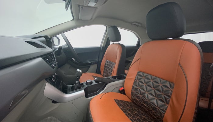 2019 Tata NEXON XM PETROL, CNG, Manual, 28,058 km, Right Side Front Door Cabin