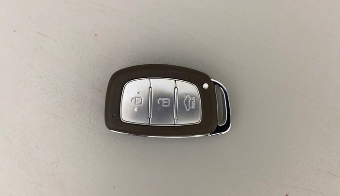 2021 Hyundai GRAND I10 NIOS ASTA 1.2 KAPPA VTVT, Petrol, Manual, 22,353 km, Key Close Up