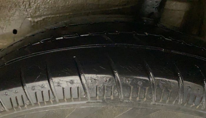 2019 Maruti Celerio VXI CNG, CNG, Manual, 31,583 km, Left Rear Tyre Tread