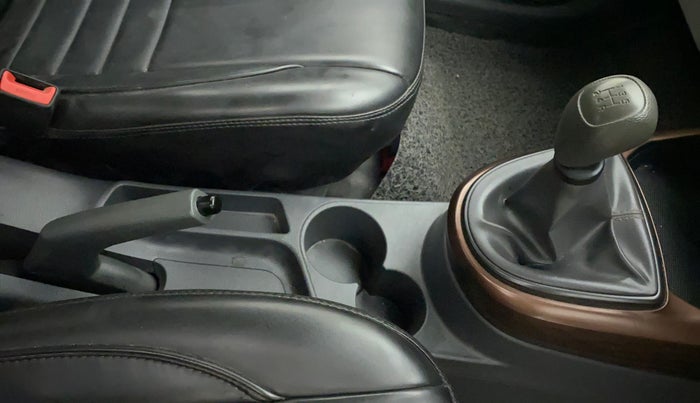 2020 Hyundai AURA S 1.2 CNG, CNG, Manual, 68,662 km, Gear Lever