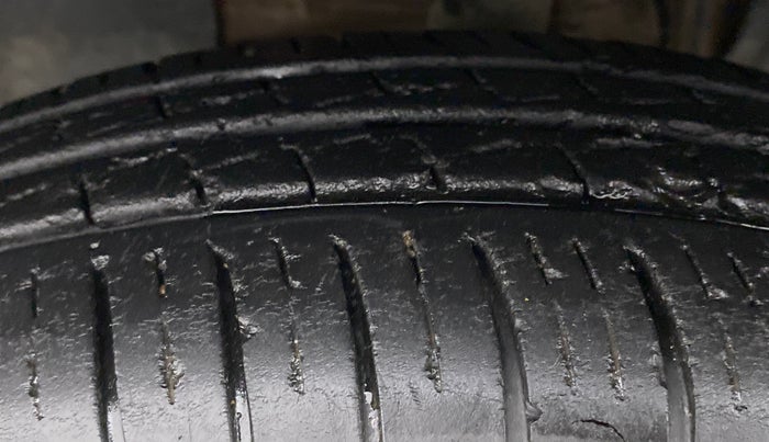 2019 Renault TRIBER 1.0 RXZ, Petrol, Manual, 22,445 km, Left Front Tyre Tread