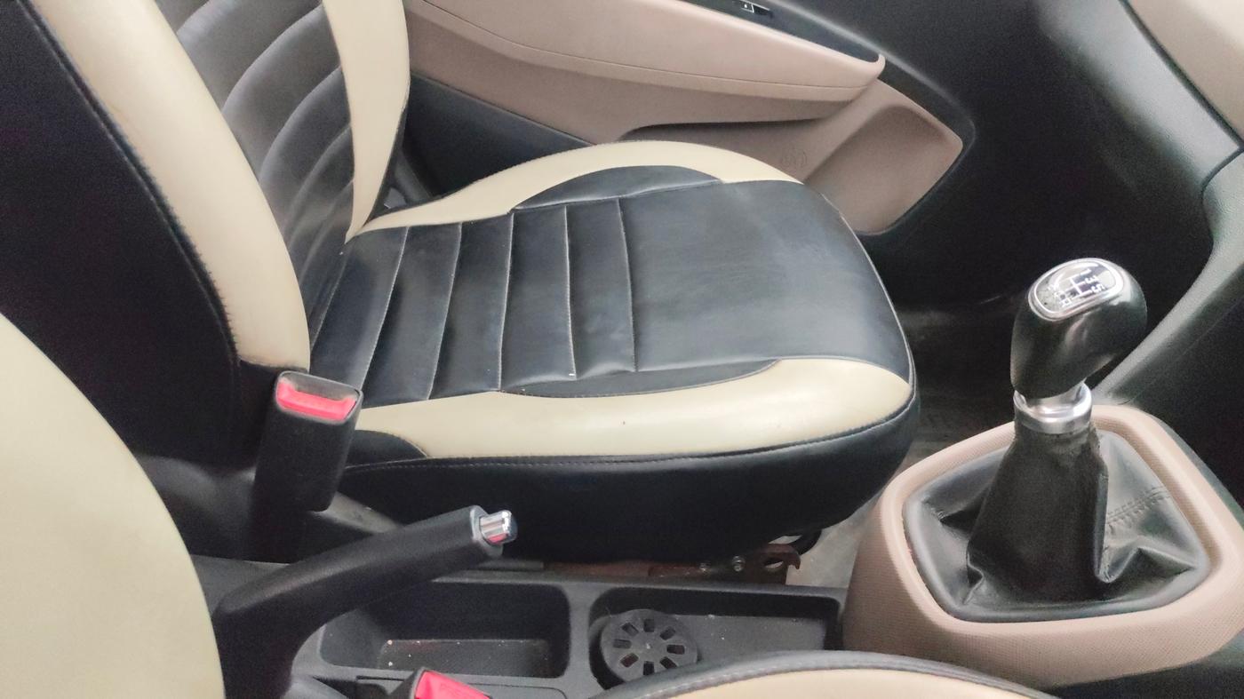2019 Hyundai Grand i10 ASTA 1.2 KAPPA VTVT, CNG, Manual, 69,466 km, Gear Lever