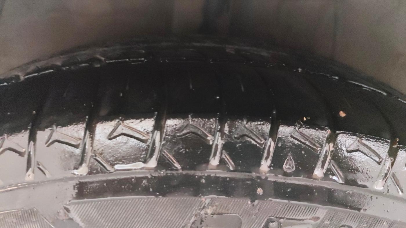 2019 Hyundai Grand i10 ASTA 1.2 KAPPA VTVT, CNG, Manual, 69,466 km, Right Rear Tyre Tread