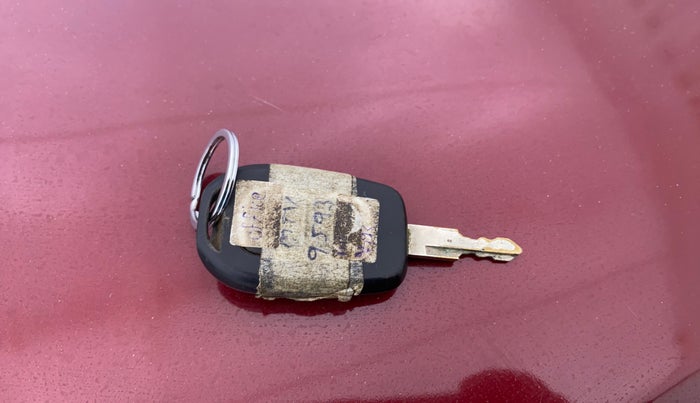 2016 Renault Kwid RXT 0.8, Petrol, Manual, 37,995 km, Key Close Up