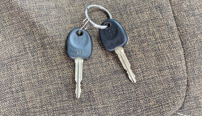 2016 Hyundai i10 MAGNA 1.1, CNG, Manual, 1,47,098 km, Key Close Up