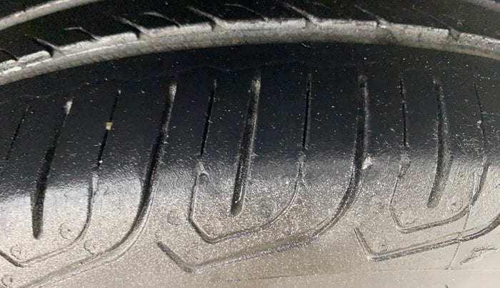 2016 Honda City 1.5L I-VTEC V MT, Petrol, Manual, 59,118 km, Right Front Tyre Tread