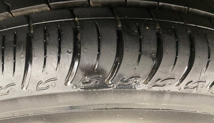 2025 Tata Tiago XT PETROL, Petrol, Manual, 7,527 km, Right Rear Tyre Tread