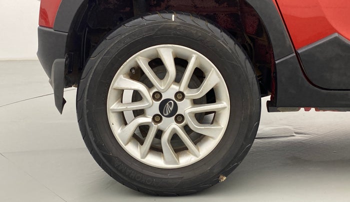 2016 Mahindra Kuv100 K8 D 6 STR, Diesel, Manual, 71,448 km, Right Rear Wheel