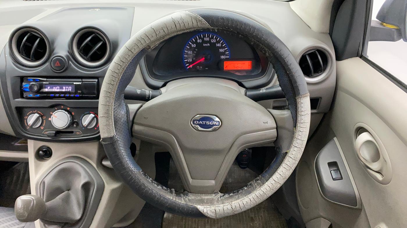 2014 Datsun Go T, Petrol, Manual, 73,975 km, Steering Wheel Close Up