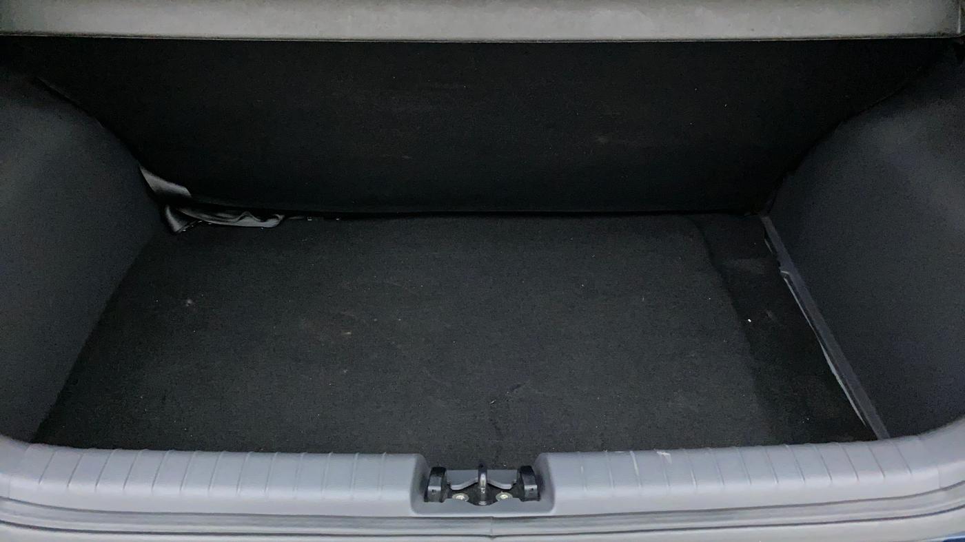 2020 Hyundai GRAND I10 NIOS MAGNA 1.2 MT, Petrol, Manual, 6,520 km, Boot Inside