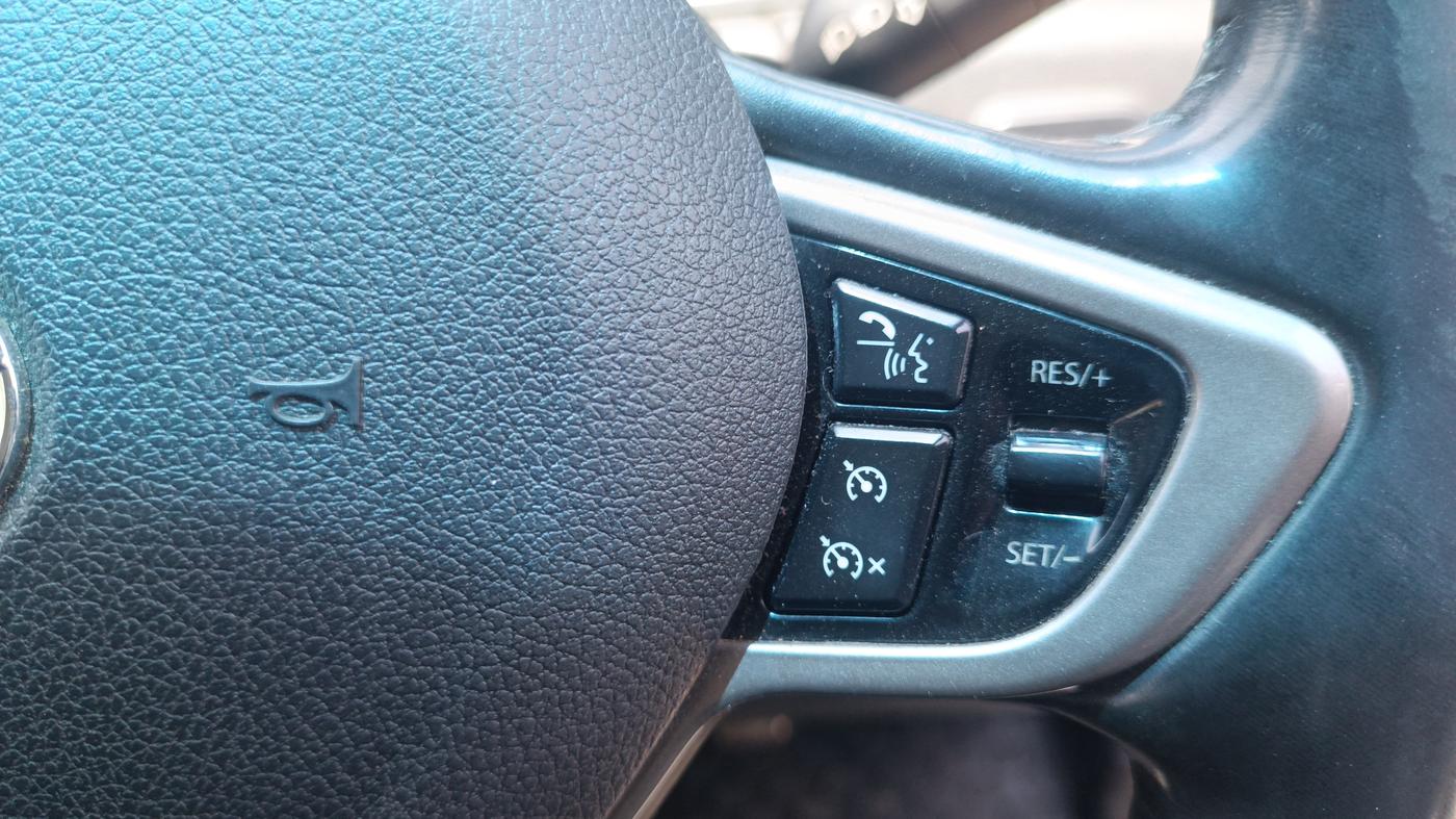 2017 Tata Hexa XT 4X4 7 STR, Diesel, Manual, 1,26,372 km, Adaptive Cruise Control