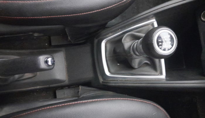 2019 Nissan Kicks XL DIESEL, Diesel, Manual, 87,533 km, Gear Lever