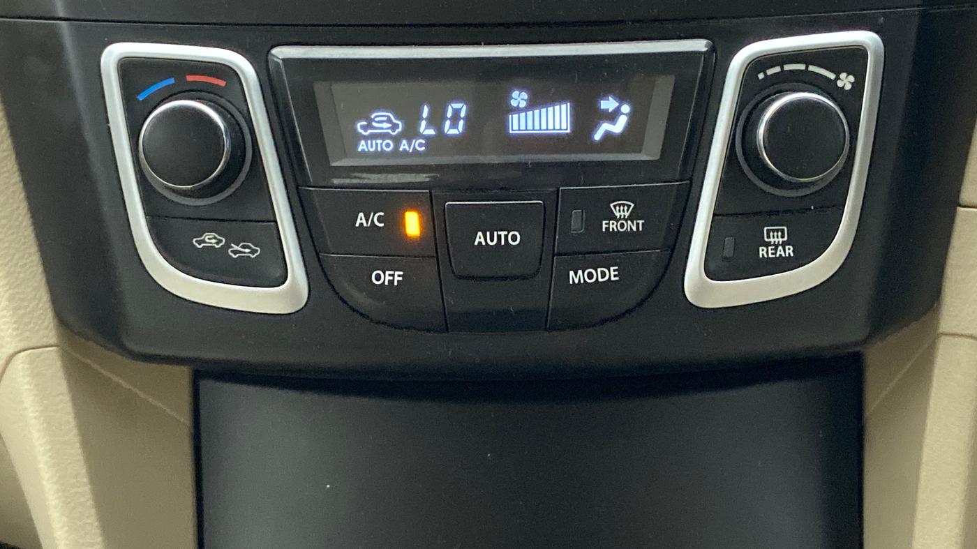2021 Maruti Ciaz ALPHA 1.5 MT VTVT SHVS, Petrol, Manual, 13,554 km, Automatic Climate Control
