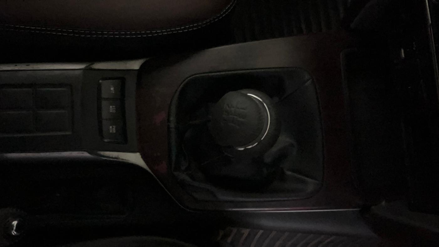 2018 Toyota Fortuner 2.8 4X2 MT, Diesel, Manual, 1,58,640 km, Gear Lever