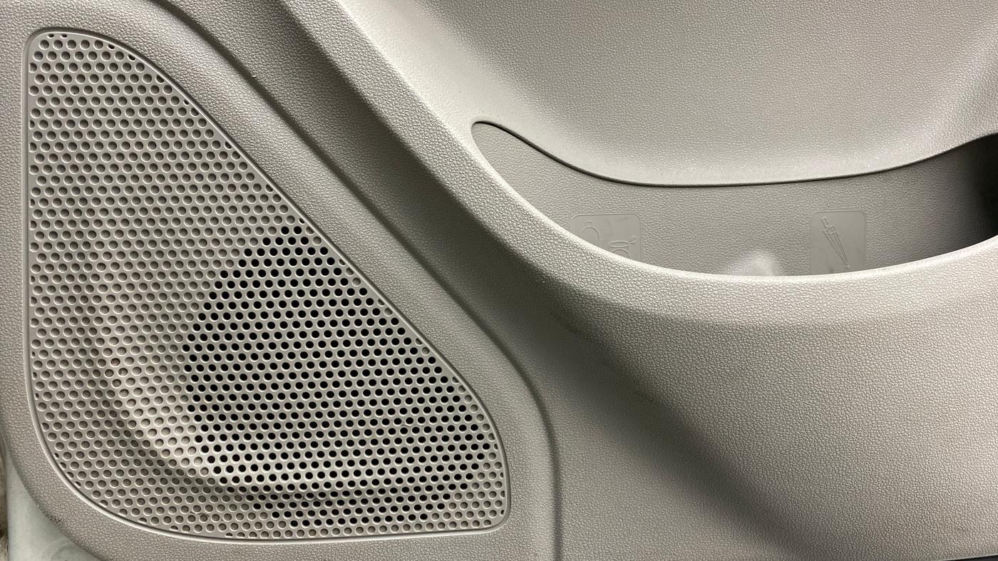 2018 Mahindra MARAZZO M8 7 STR, Diesel, Manual, 76,574 km, Speaker