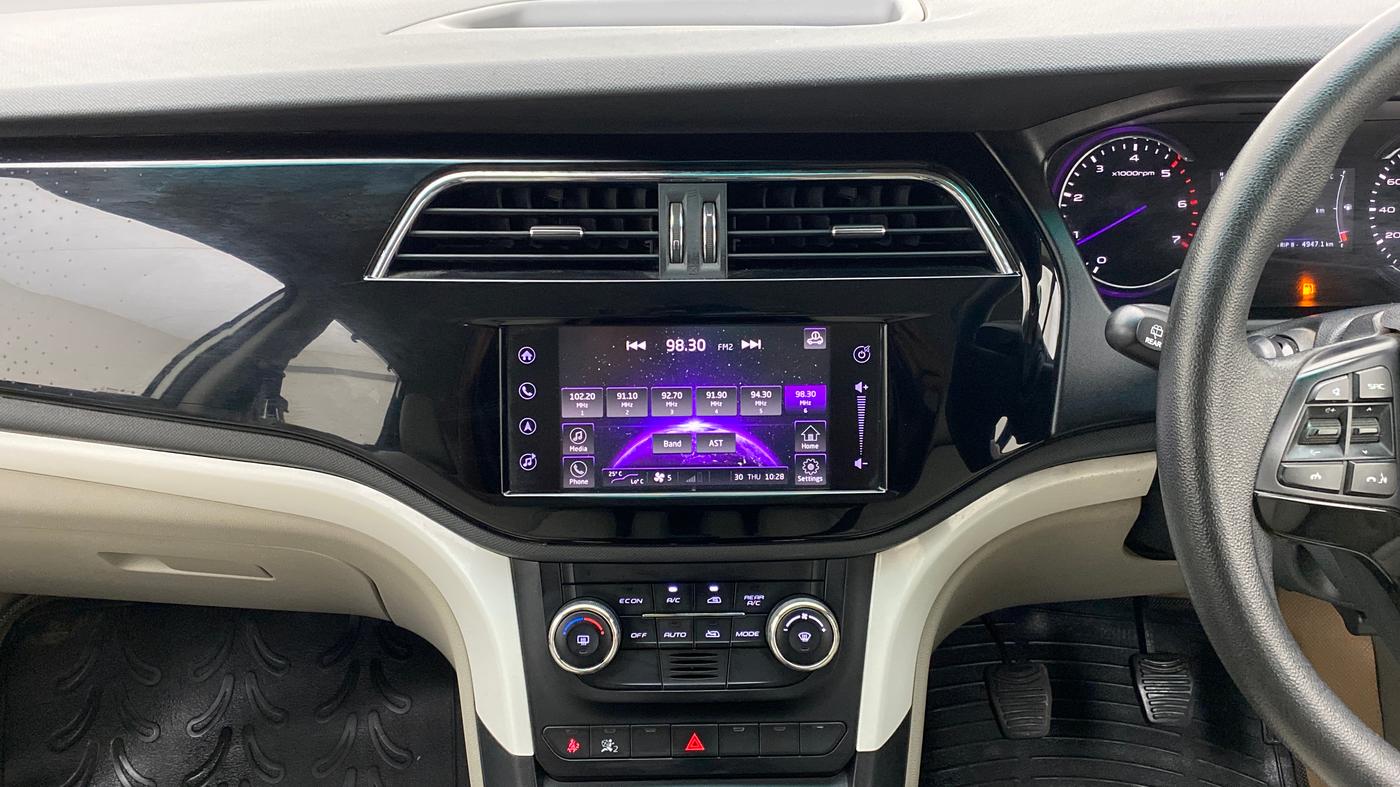 2018 Mahindra MARAZZO M8 7 STR, Diesel, Manual, 76,574 km, Air Conditioner