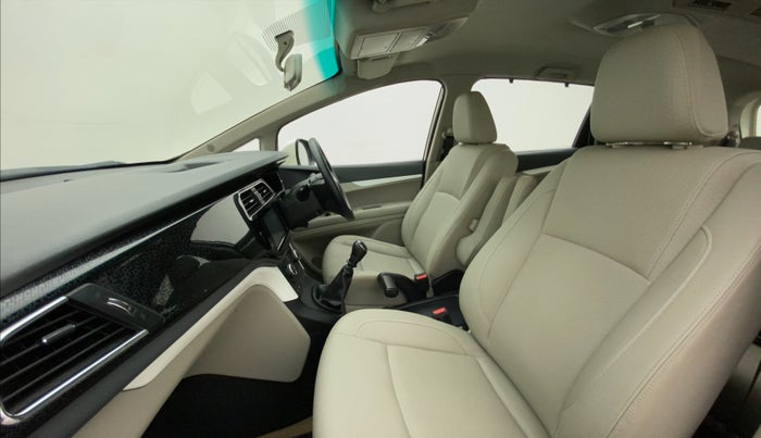 2018 Mahindra MARAZZO M8 7 STR, Diesel, Manual, 76,574 km, Right Side Front Door Cabin